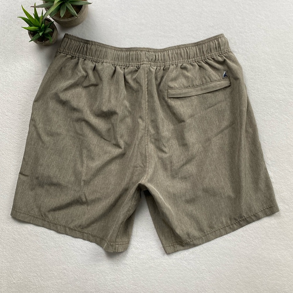 Tailor Vintage OSUN 7” Lined Recycled Stretch Multifunctional Hybrid Short - Picture 2 of 16